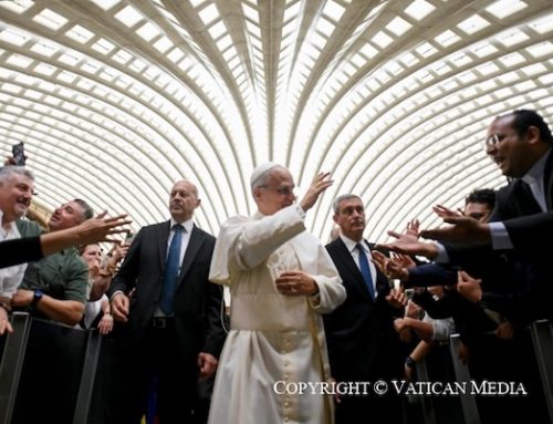 Can Leo XIV remain an American citizen?